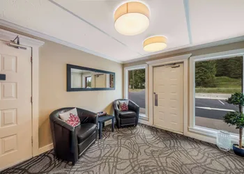 SureStay Hotel by Best Western Rossland Red Mountain hotel thumbnail 2