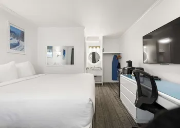 SureStay Hotel by Best Western Rossland Red Mountain hotel thumbnail 6