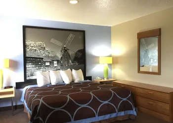 Super 8 by Wyndham Newburgh/West Point Near Stewart Airport hotel thumbnail 7