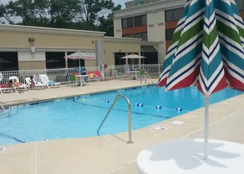 Armoni Inn & Suites hotel thumbnail 5