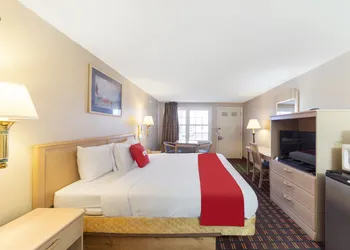 OYO Hotel Starlite Seneca Falls hotel thumbnail 6