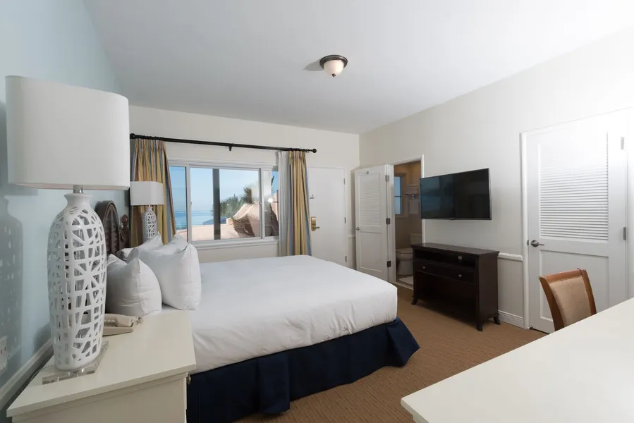 La Jolla Beach and Tennis Club hotel detail image 2