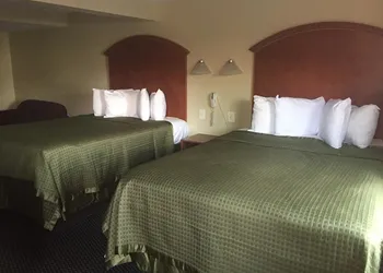 Royal Inn hotel thumbnail 6
