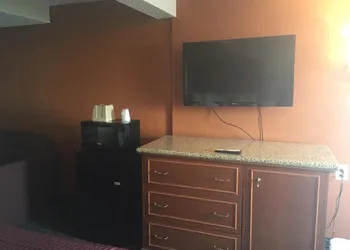 Royal Inn hotel thumbnail 7