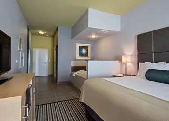 Holiday Inn Express Hotel & Suites, Carlisle-Harrisburg Area by IHG hotel thumbnail 5