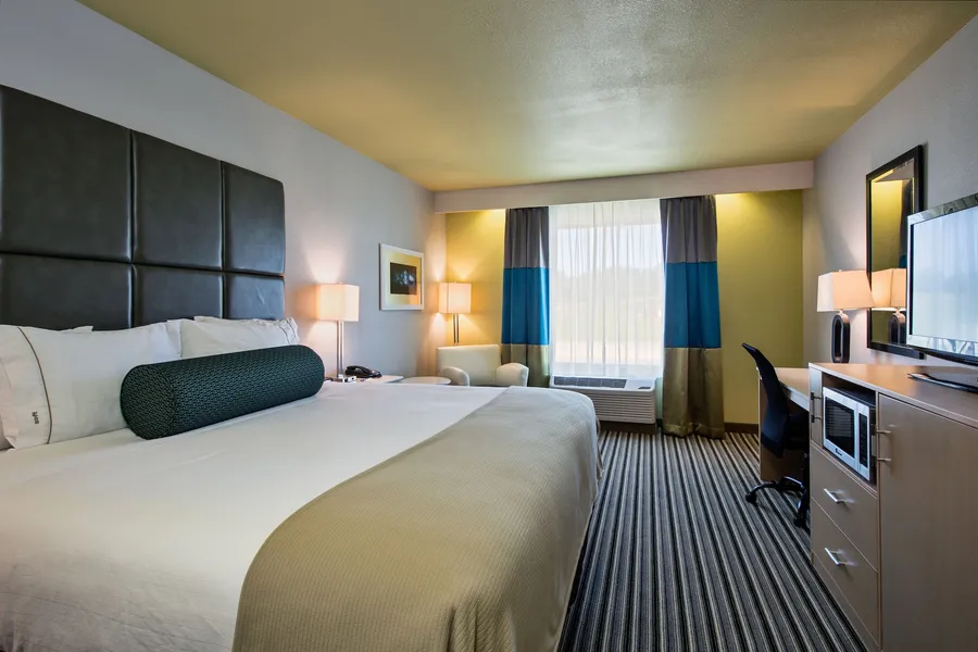 Holiday Inn Express Hotel & Suites, Carlisle-Harrisburg Area by IHG hotel detail image 6