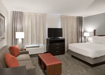 Staybridge Suites Charlotte Ballantyne by IHG hotel thumbnail 7