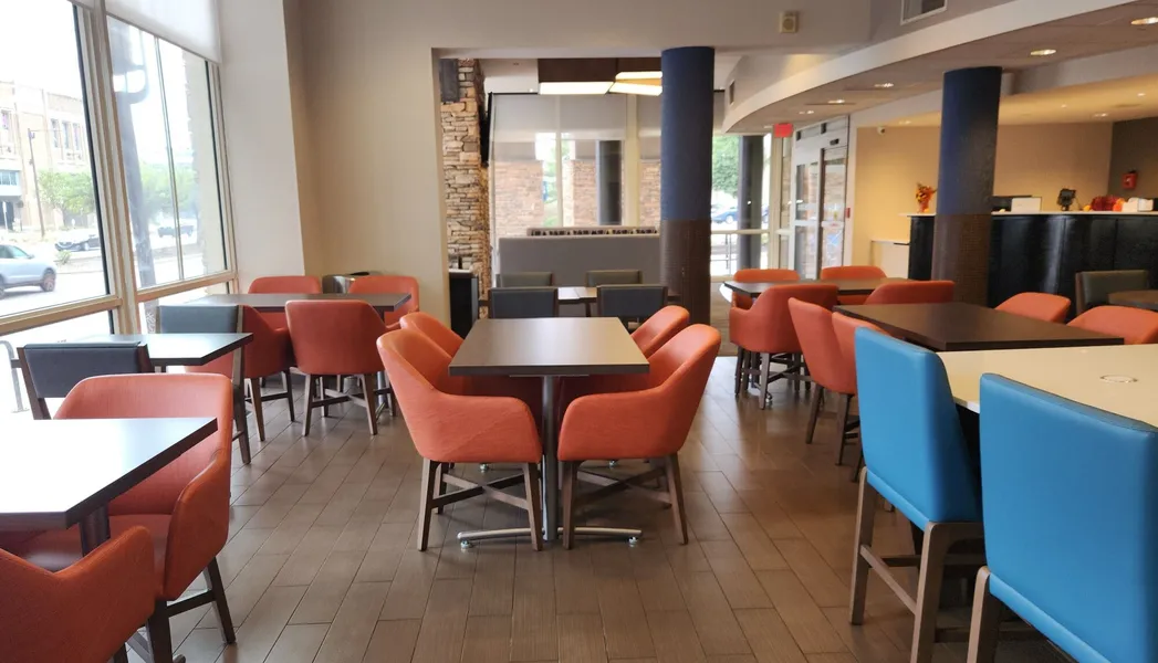 Holiday Inn Express Philadelphia - Penns Landing by IHG hotel detail image 2