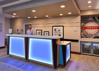 Hampton Inn & Suites Cincinnati-Mason hotel thumbnail 4