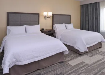 Hampton Inn & Suites Cincinnati-Mason hotel thumbnail 6