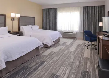 Hampton Inn & Suites Cincinnati-Mason hotel thumbnail 8