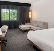 Courtyard by Marriott Ballantyne hotel detail image 4
