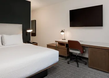 Courtyard by Marriott Ballantyne hotel thumbnail 6