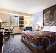 Super 8 by Wyndham Charlotte University hotel detail image 4