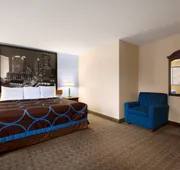 Super 8 by Wyndham Charlotte University hotel detail image 7