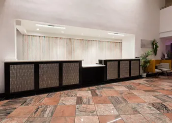 Wyndham Garden Norfolk Downtown hotel thumbnail 4