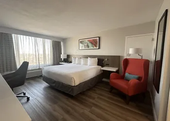 Wyndham Garden Norfolk Downtown hotel thumbnail 7