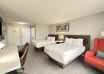 Wyndham Garden Norfolk Downtown hotel thumbnail 8