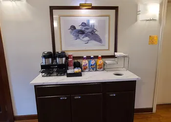 Red Roof Inn & Suites Cornelius – Lake Norman hotel thumbnail 3