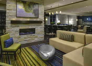 Holiday Inn Indianapolis Carmel by IHG hotel thumbnail 2