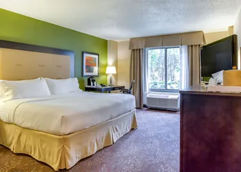 Holiday Inn Indianapolis Carmel by IHG hotel thumbnail 8