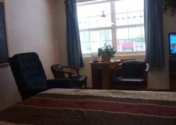 Five Star Inn hotel thumbnail 2