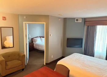 River Hills Hotel hotel thumbnail 5