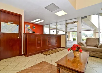 Americas Best Value Inn Smithfield hotel thumbnail 2