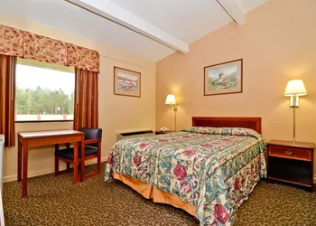 Americas Best Value Inn Smithfield hotel thumbnail 3