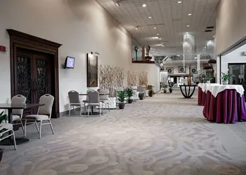Holiday Inn Express Mentor Banquet Center by IHG hotel thumbnail 2
