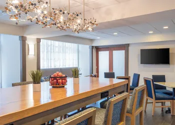Hampton Inn Akron-South hotel thumbnail 3