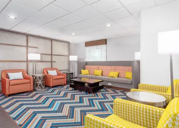 Hampton Inn Akron-South hotel thumbnail 4