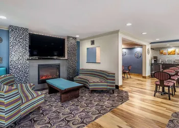 Comfort Inn Tulsa Midtown hotel thumbnail 4