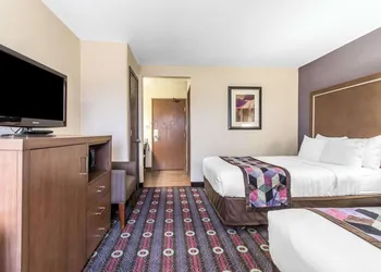 Comfort Inn Tulsa Midtown hotel thumbnail 7