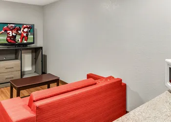Red Roof Inn Springfield, OH hotel thumbnail 5