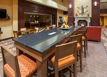 Hampton Inn & Suites Cleveland Southeast/Streetsboro hotel thumbnail 3