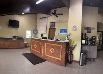 Executive inn hotel thumbnail 2