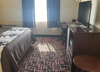 Executive inn hotel thumbnail 6