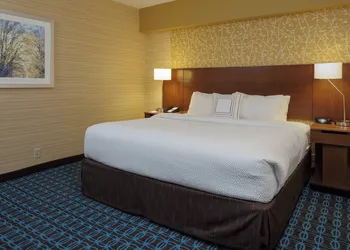 Fairfield Inn & Suites by Marriott Belleville hotel thumbnail 7