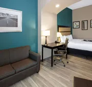 La Quinta Inn & Suites by Wyndham Durant hotel detail image 4