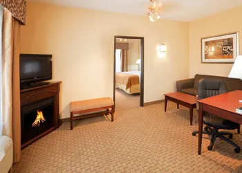 Holiday Inn Express Hotel & Suites GUYMON by IHG hotel thumbnail 7