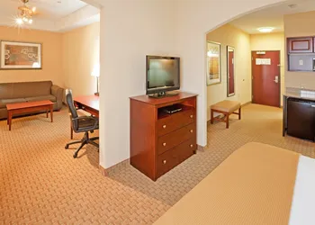 Holiday Inn Express Hotel & Suites GUYMON by IHG hotel thumbnail 8