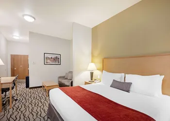 Best Western Plus Guymon Hotel & Suites hotel thumbnail 7