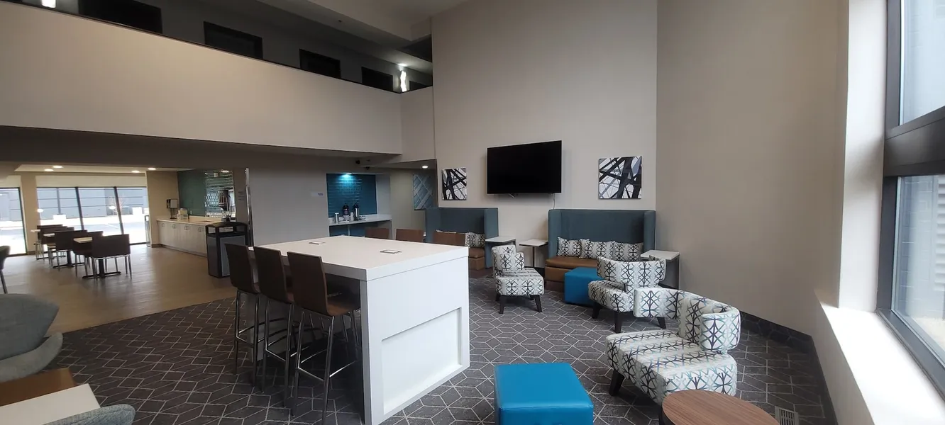 Clarion Pointe OKC Airport hotel detail image 2