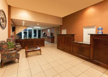 Days Inn by Wyndham Oklahoma City Fairground hotel thumbnail 2