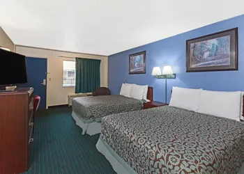 Days Inn by Wyndham Oklahoma City Fairground hotel thumbnail 6