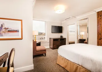 Mark Spencer Hotel hotel thumbnail 4