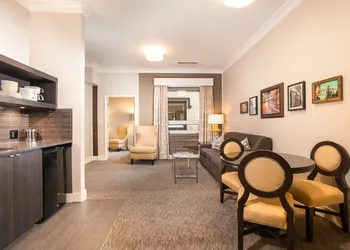 Mark Spencer Hotel hotel thumbnail 6