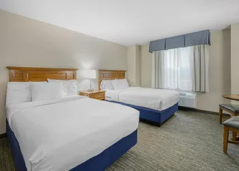 SureStay Plus by Best Western Elizabethtown Lancaster hotel thumbnail 7