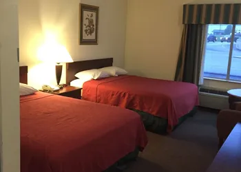 Red Carpet Inn Chambersburg hotel thumbnail 3